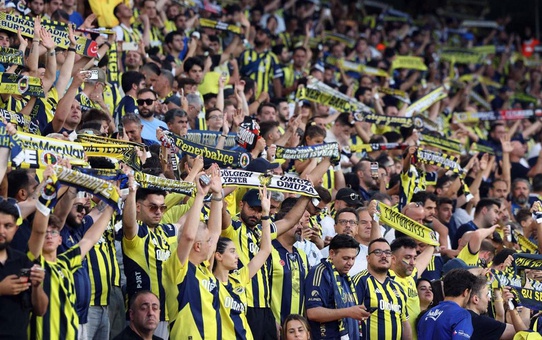 Fenerbahçe'nin alamadığı forvetler leblebi gibi gol atıyor