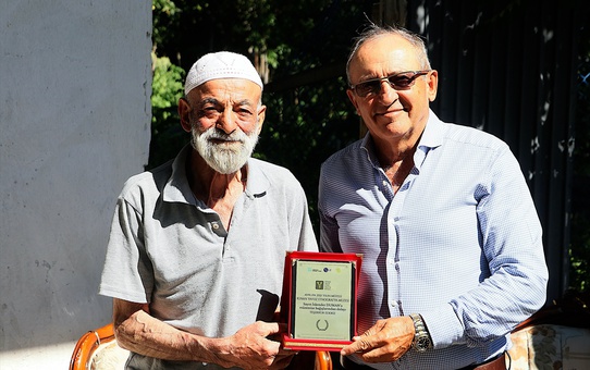 60 yıldır topladığı eşyaları müzeye bağışladı