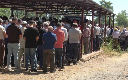 Aksu yangınında tahliye sırasında kalp krizi geçiren Hasan Kahya toprağa verildi