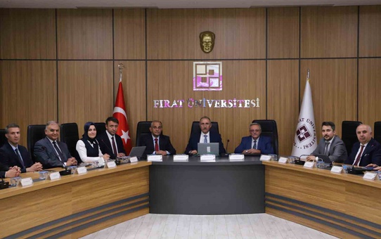 Fırat Üniversitesi'nde 2026-2027 eğitim yılı hazırlıkları Senato'da görüşüldü