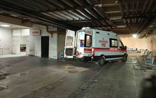 Batman'da hafif ticari araç ile motosiklet çarpıştı, 21 yaşındaki sürücü öldü