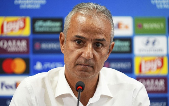 Fenerbahçe teknik direktörü İsmail Kartal istifa etti