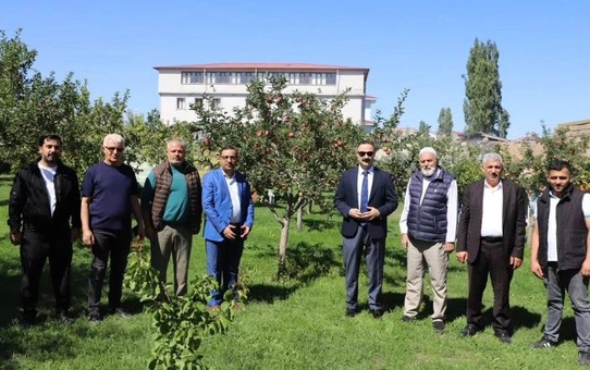 Doğubayazıt Kaymakamı Ayvat, Şeyh Mustafa Tanrıverdi Külliyesi'ni ziyaret etti