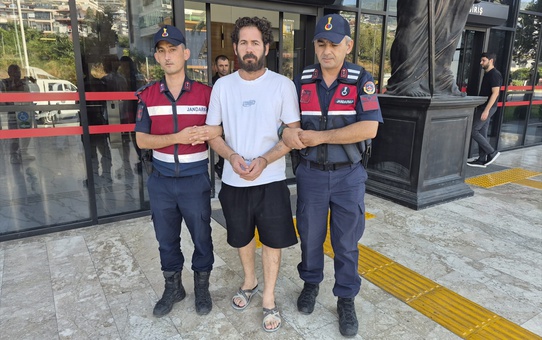 Alanya'da uyuşturucu suçundan firari hükümlü yakalandı