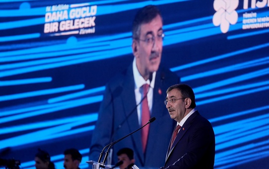 Yılmaz TİSK zirvesinde konuştu, sosyal konut ödeneği yüzde 150 arttı