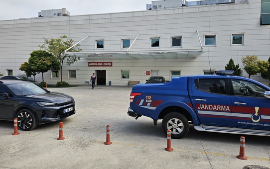 Ablasını darbeden eniştesini bıçaklayarak öldürdü