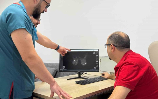 Diyarbakır'da meme kanseri cerrahisinde bölgede ilk kez kapalı ameliyat yapıldı