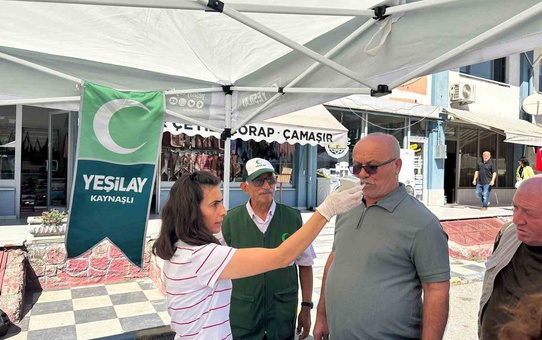 Kaynaşlı'da tütünün zararlarına dikkat çeken 'Kaybetmeden Fark Et' standı kuruldu