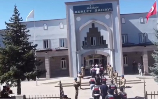 Kırşehir merkezli 3 ilde yasa dışı bahis operasyonunda 4 şüpheli tutuklandı