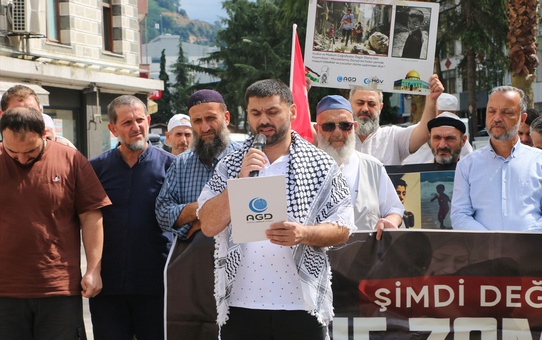 Of'ta cuma sonrası Gazze için basın açıklaması yapıldı