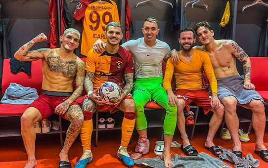 Galatasaray'ın eski yıldızı futbolu bıraktı