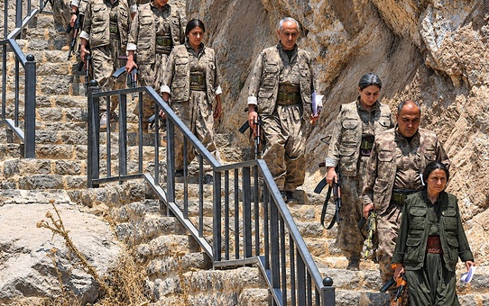 Irak’ta PKK bağlantılı gruplar silahlarını devlete teslim edecek