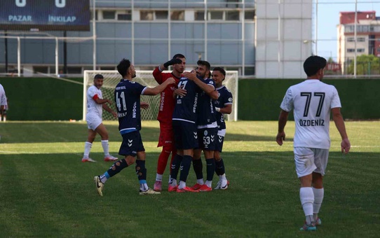 Pazarspor, TFF 3. Lig'de İnkılap FSK'yi sahasında 4-1 mağlup etti