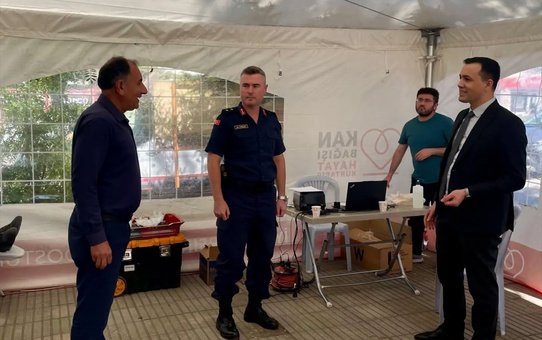 Sivas Ulaş'ta Kızılay kan bağışı kampanyasına vatandaşlar destek verdi