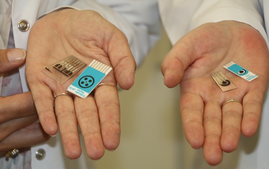 ÇAKÜ ve ÇOMÜ'den yumurtalık kanserine 30 saniyede sonuç veren test