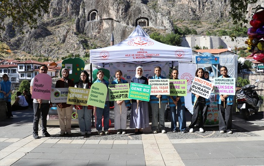 Amasya'da çocuklar tohum toplarıyla COP31 öncesi iklim farkındalığı oluşturdu