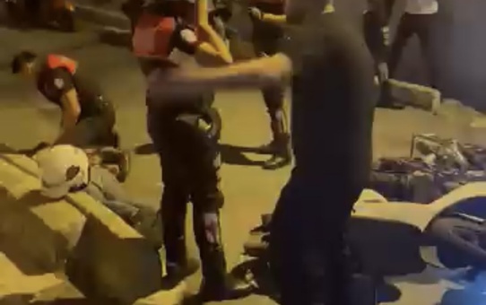 Beyoğlu'nda kaçan motosikletteki 2 kişi Şişli'de yakalandı, 4 gözaltı