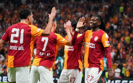 Galatasaray Kocaelispor maçına Sporting 11'inden 3 değişiklikle çıktı