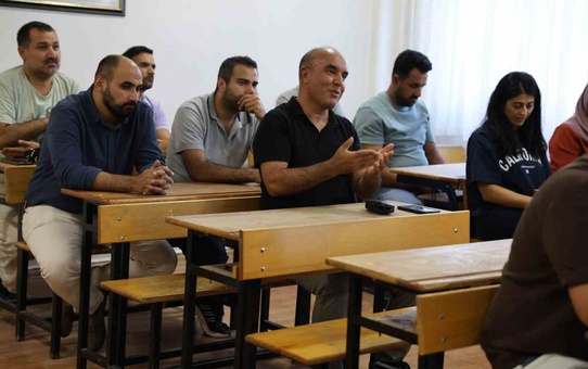 Iğdır Valisi Taşolar, Türkçe ve Matematik zümre toplantısında öğretmenlere başarı diledi