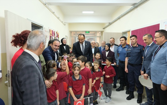 Kastamonu Bozkurt'ta İlköğretim Haftası törenle kutlandı