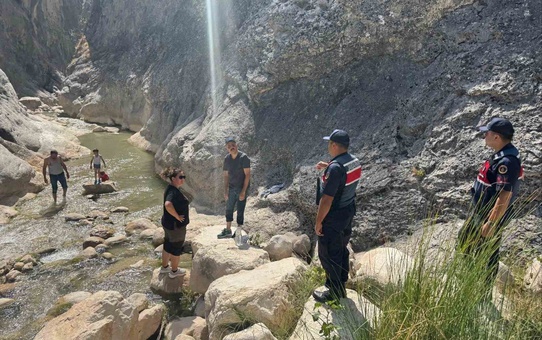 Harmankaya Kanyonu'nda ziyaretçilere boğulma ve yangın uyarısı yapıldı