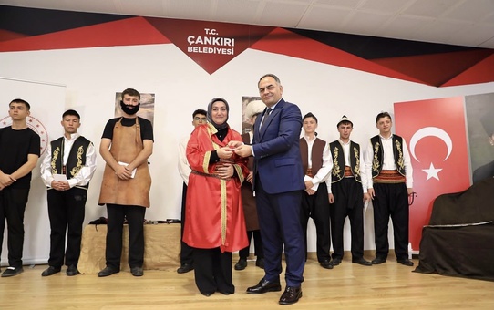 Çankırı'da 39. Ahilik Haftası kutlandı, yılın ahi ve kalfasına ödül verildi