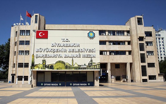 Diyarbakır'da eş başkanlığa istifanın ardından Emin Ay getirildi