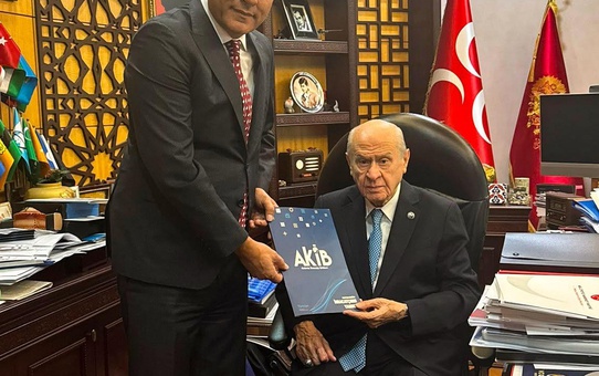 Kozan Belediye Başkanı Atlı, narenciye ve yol sorunlarını Ankara'da gündeme taşıdı