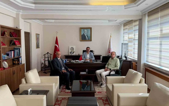 Sultanhisar Tarım Müdürü değişti, Bozbek'e başarı belgesi verildi