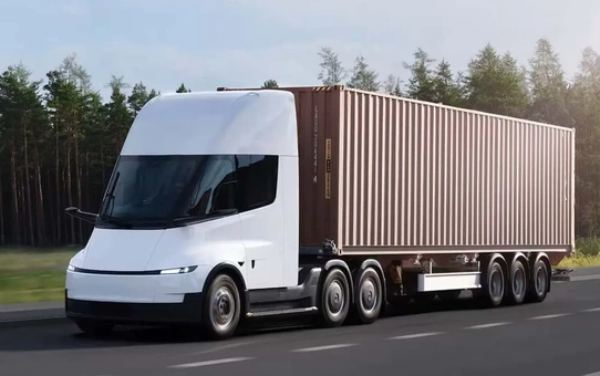 Tesla Semi, IAA Transportation'da tanıtıldı; Avrupa'ya 2027'de teslim edilecek