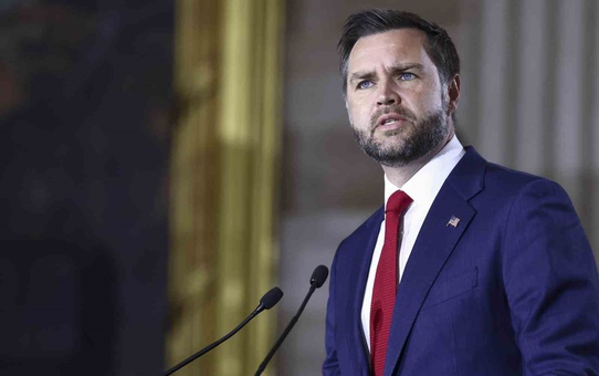Vance, ABD'nin Orta Doğu politikasının İsrail'e bağımlı olmasına karşı çıktı