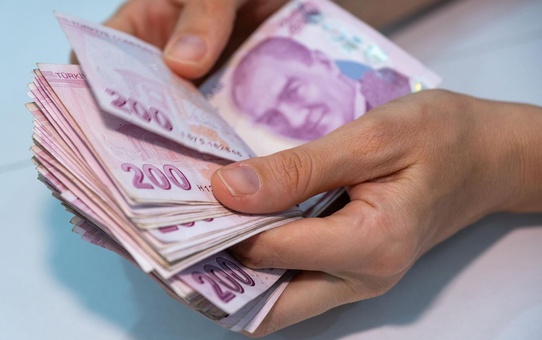 Asgari ücret zammında hesaplar başladı! Masadaki rakam dikkat çekti