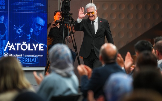 Devlet Tiyatroları Genel Müdürü Tamer Karadağlı, AA'nın Sinema Atölyesi'nde sektörü anlattı