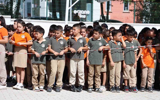 Elazığ'da İlköğretim Haftası coşkusu Bahçelievler İlkokulu'nda yaşandı