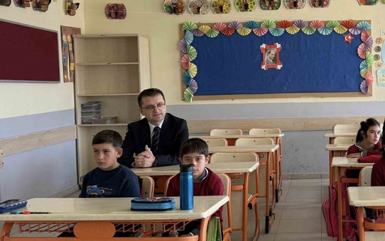 Kaymakam Kayaş, Bulakbaşı Okulu'nda öğrencilerle buluştu