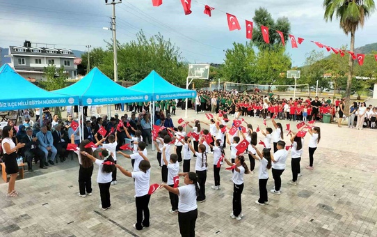 Köyceğiz'de 2026-2027 eğitim yılı İlköğretim Haftası törenle başladı