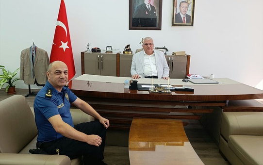 Kumluca Emniyet Müdürü Gözetici, Kaymakam Güneş'i ziyaret etti