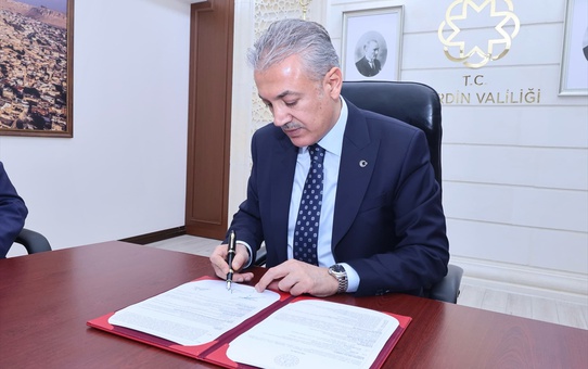 Midyat'ta 12 derslikli okul için Valilikte protokol imzalandı