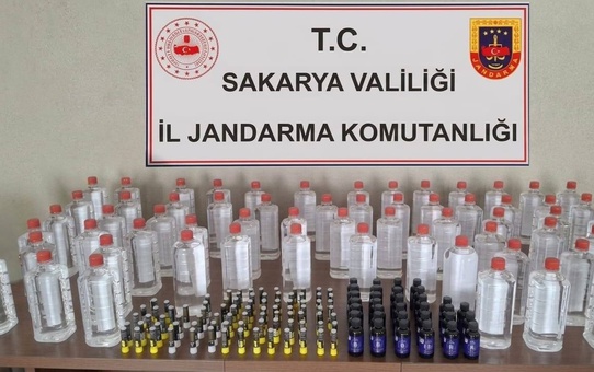 Sakarya'da 3 ilçede sahte içki operasyonu, 5 şüpheli hakkında adli işlem