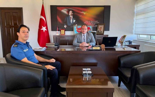 Bolvadin İlçe Emniyet Müdürü Arıkan, Kaymakam Ali Arıkan'ı ziyaret etti