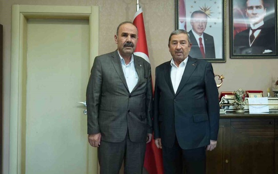 Darende Belediye Başkanı Bozkurt, AK Parti İlçe Başkanı Zeki Bozkurt'u ziyaret etti
