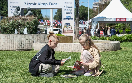 İZKİTAP - 8. İzmir Kitap Fuarı açılıyor