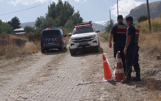 Sivas Divriği'de 11 aylık Büşra bebek için arama çalışmaları sürüyor