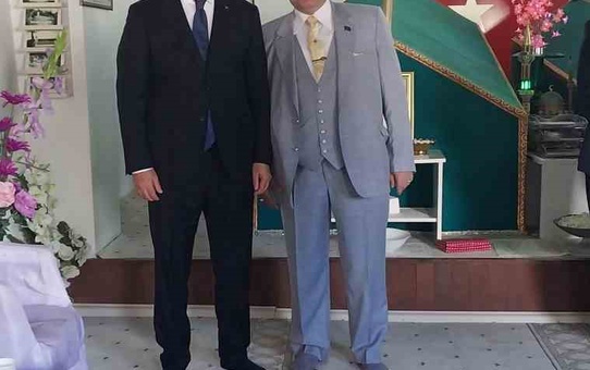 Eskişehir Valisi, Odunpazarı'ndaki Sühreverdi türbesini ziyaret etti