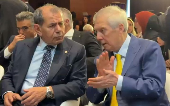 Aziz Yıldırım ve Dursun Özbek yıllar sonra bir arada! Sohbet hayli koyu 