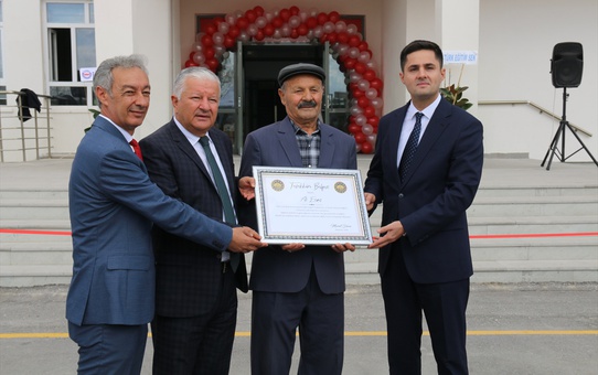 Aksaray Eskil'de 8 derslikli Ali Ermiş İlkokulu'nun açılışı yapıldı