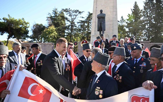 Başkan Ahmet Akın’dan Gaziler günü mesajı