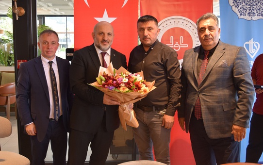 Giresun İl Müftüsü Selçuk Kılıçbay, Bolu'ya atanmadan önce veda programında teşekkür etti