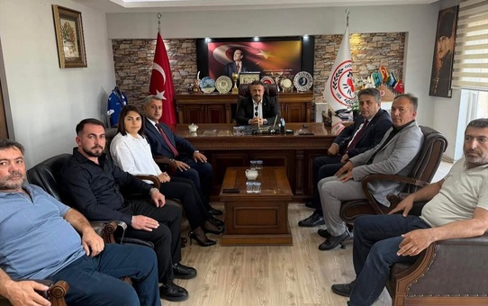 AK Partili Alan, Amasya Göynücek'te esnaf ve vatandaşları ziyaret etti