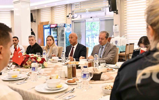 Eskişehir'de Gaziler Günü yemeğinde İl Emniyet Müdürü Yılmaz gazilerle buluştu